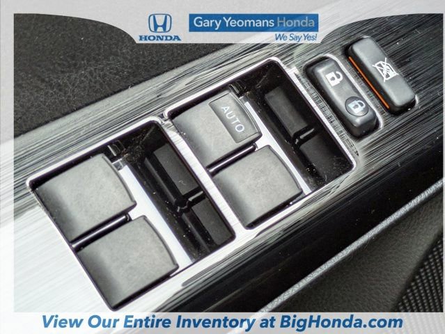 Used 2018 Toyota RAV4 Limited w/ Advanced Technology Package image 26