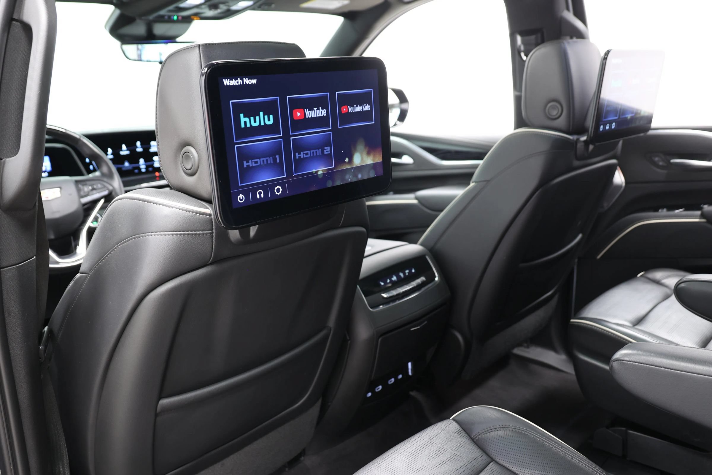 Used 2023 Cadillac Escalade ESV Sport w/ LPO, ONYX Package AWD/4WD image 68