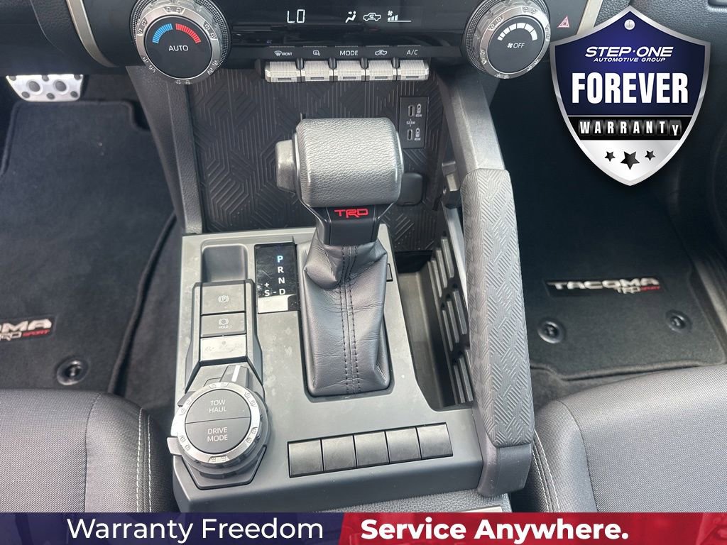 Used 2025 Toyota Tacoma TRD Sport AWD/4WD image 18