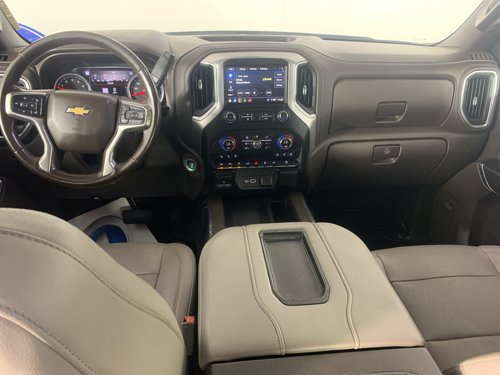 Used 2020 Chevrolet Silverado 1500 LTZ w/ LTZ Premium Package AWD/4WD image 31
