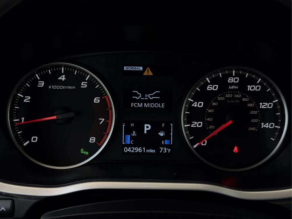 Used 2025 Mitsubishi Eclipse Cross SE AWD/4WD image 17