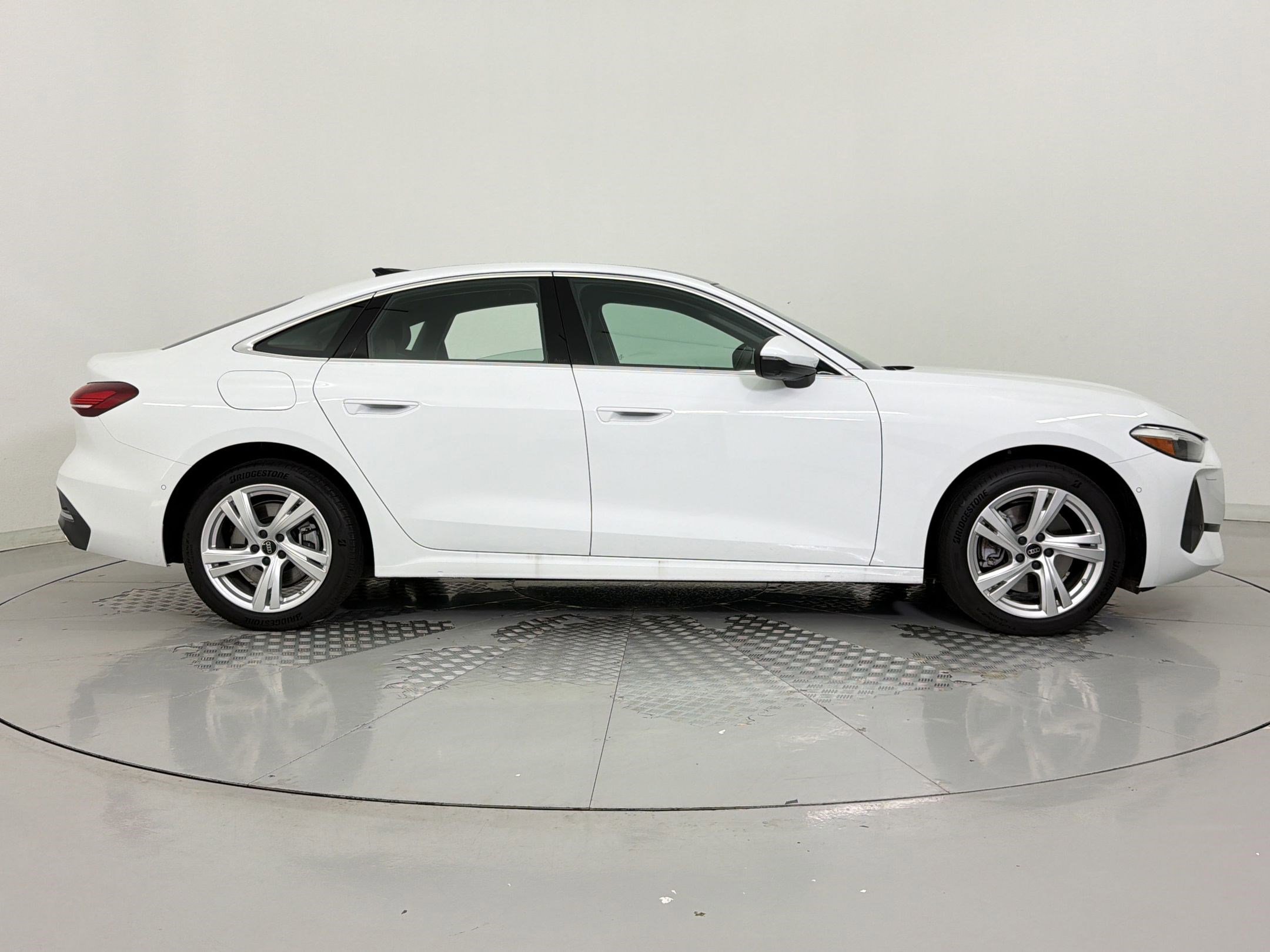 Used 2025 Audi A5 2.0T Premium w/ Convenience Package AWD/4WD image 8