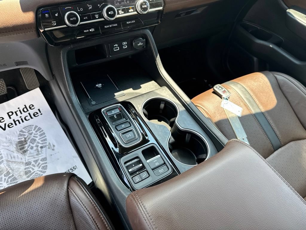 Used 2025 Honda Pilot Elite image 27