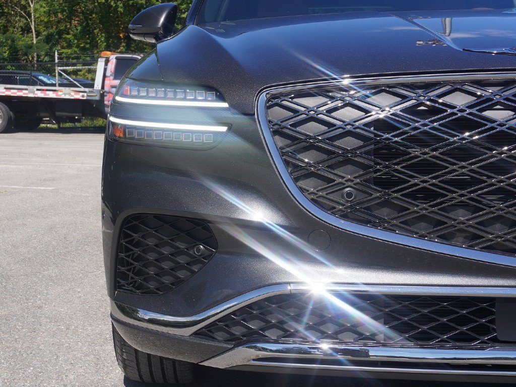 Used 2026 Genesis GV70 2.5T Advanced AWD/4WD image 16