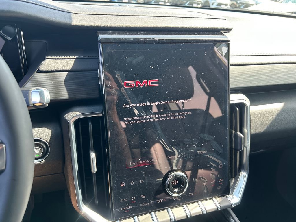 New 2026 GMC Acadia Elevation w/ Elevation Premium Package AWD/4WD image 24