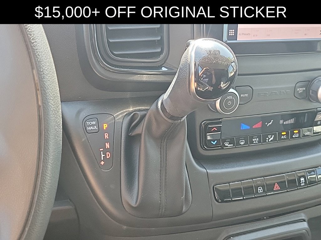 Used 2025 RAM ProMaster 2500 w/ Convenience Group FWD image 26