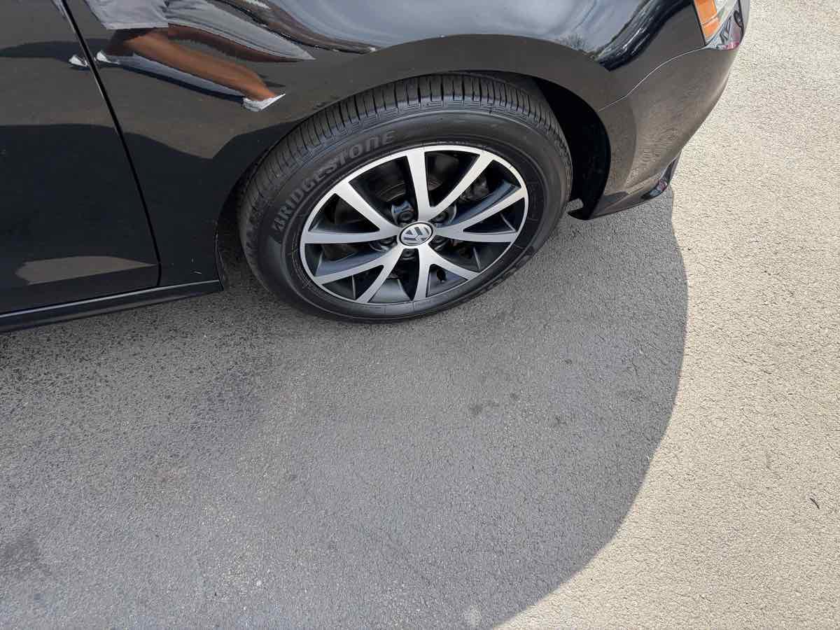 Used 2018 Volkswagen Jetta SE FWD image 33