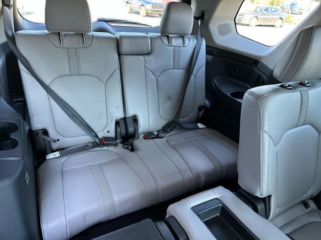 Used 2025 Honda Pilot Touring image 26