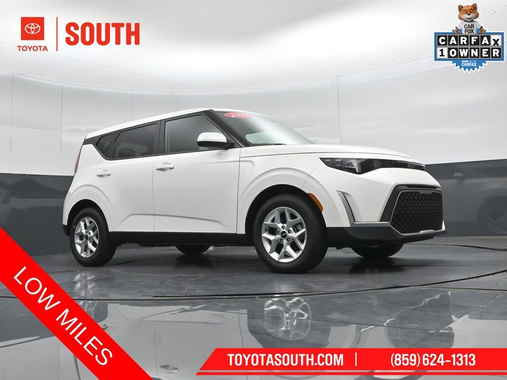 Used 2025 Kia Soul LX w/ LX Technology Package FWD image 33