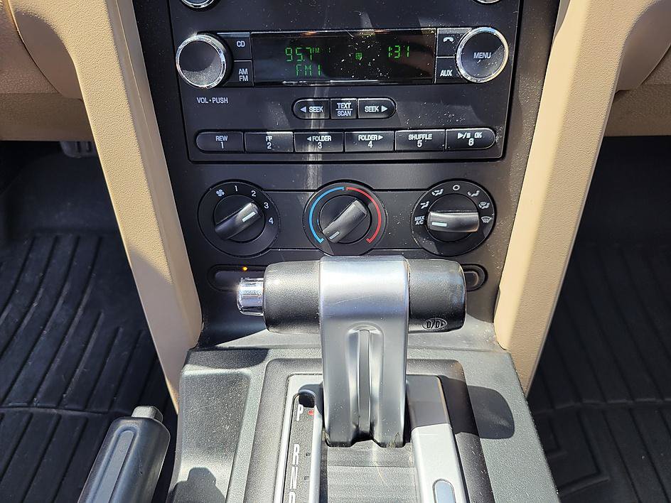 Used 2008 Ford Mustang GT Premium RWD image 26