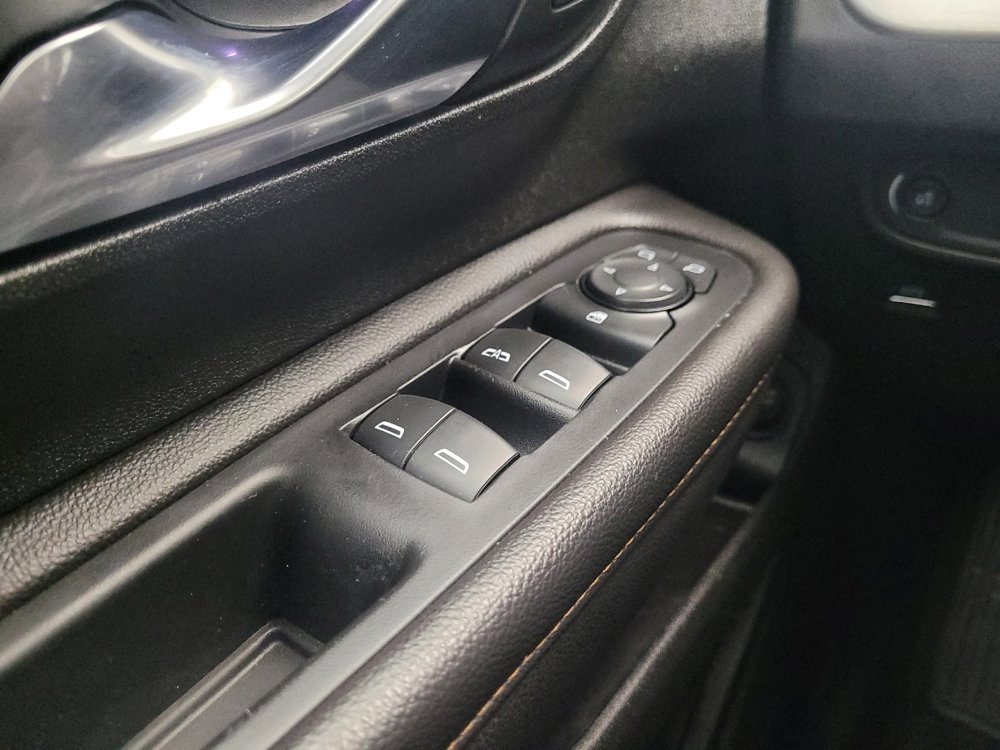 Used 2020 GMC Terrain SLE w/ Driver Convenience Package image 27