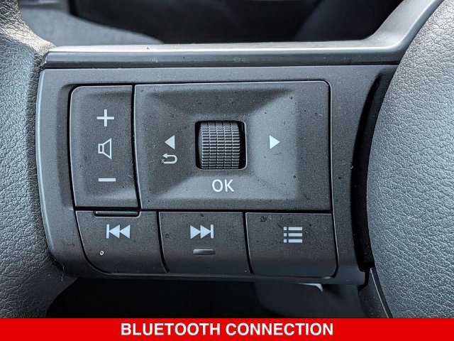 Certified 2025 Nissan Kicks SV AWD/4WD image 19