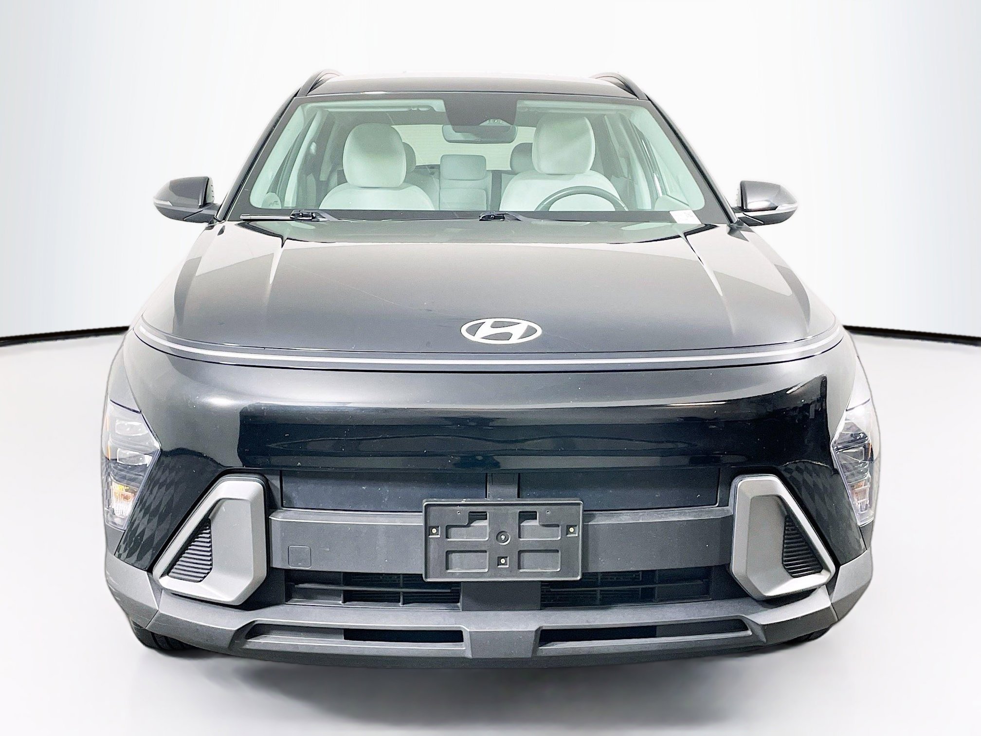 Used 2024 Hyundai Kona SEL image 3