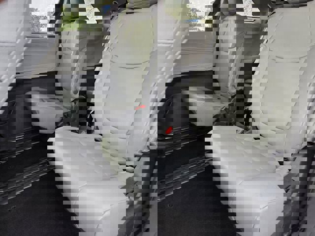 Used 2024 Toyota Sienna XLE image 17