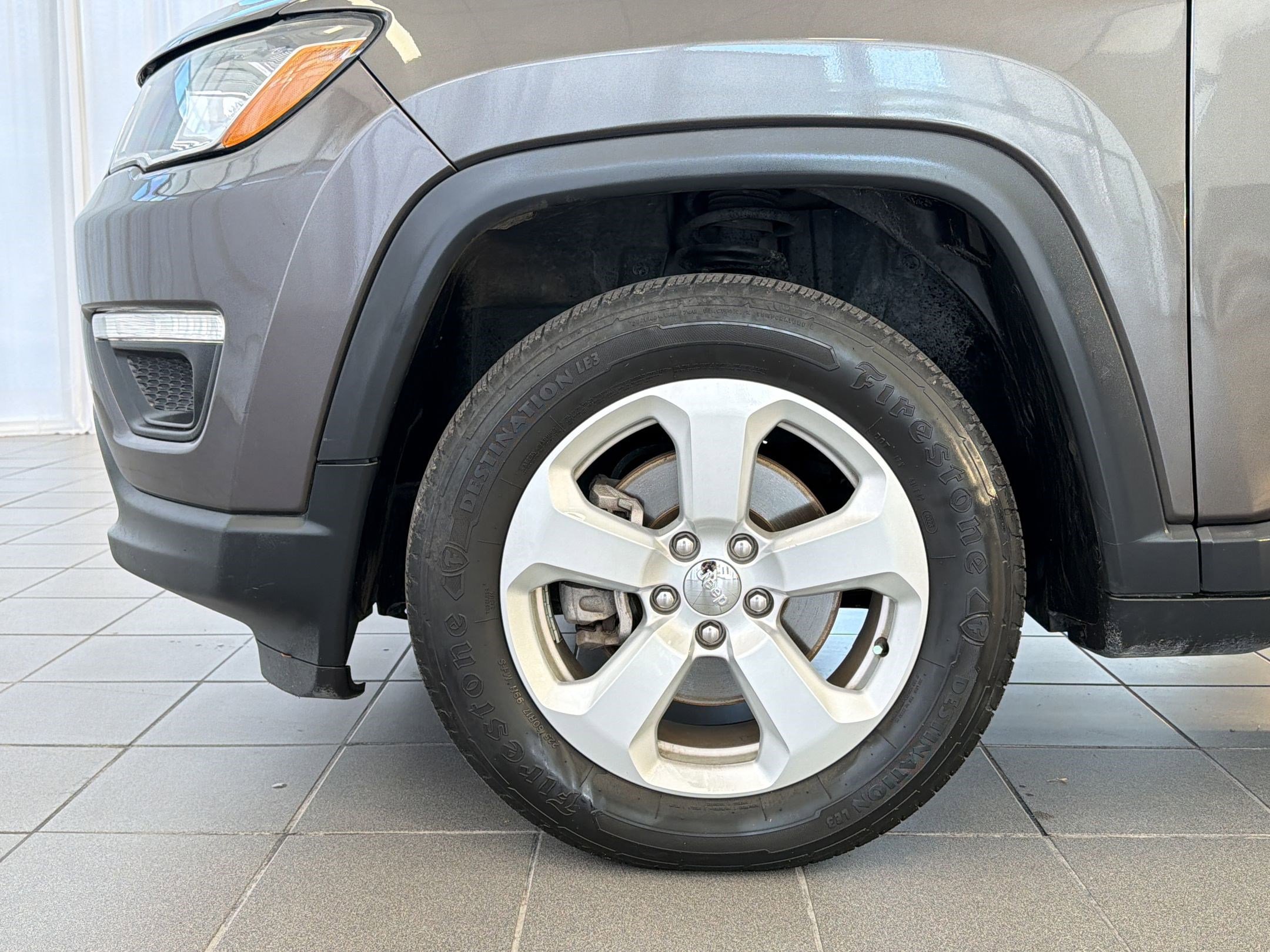 Used 2020 Jeep Compass Latitude FWD image 12