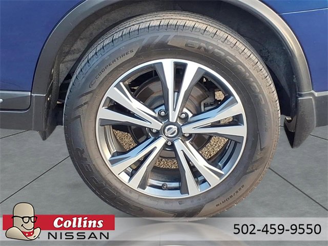 Used 2017 Nissan Rogue SL w/ SL Premium Package image 4