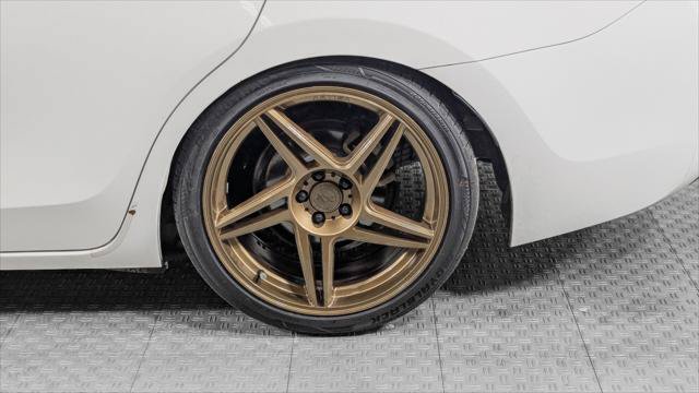 Used 2018 Toyota Corolla SE FWD image 33