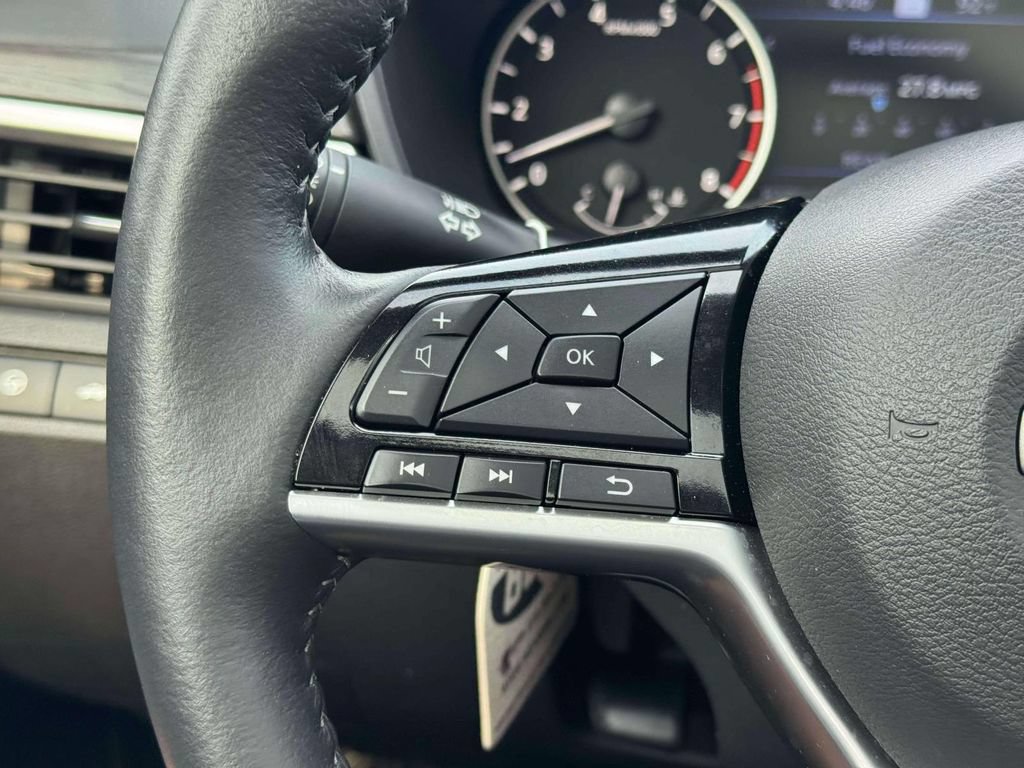 Certified 2025 Nissan Altima 2.5 SL FWD image 23