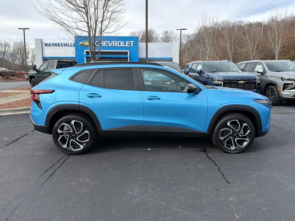 New 2025 Chevrolet Trax RS w/ Driver Confidence Package image 6