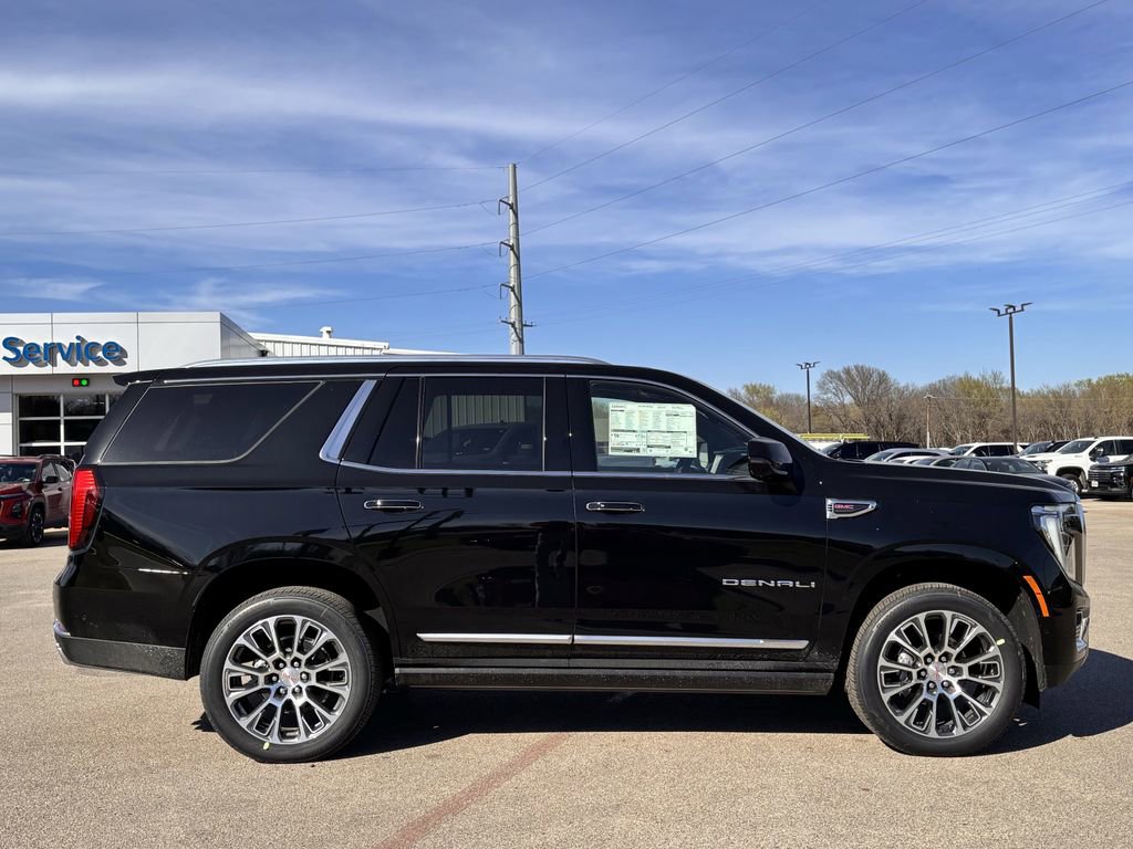 New 2026 GMC Yukon Denali w/ Sun & Power Step Package image 3