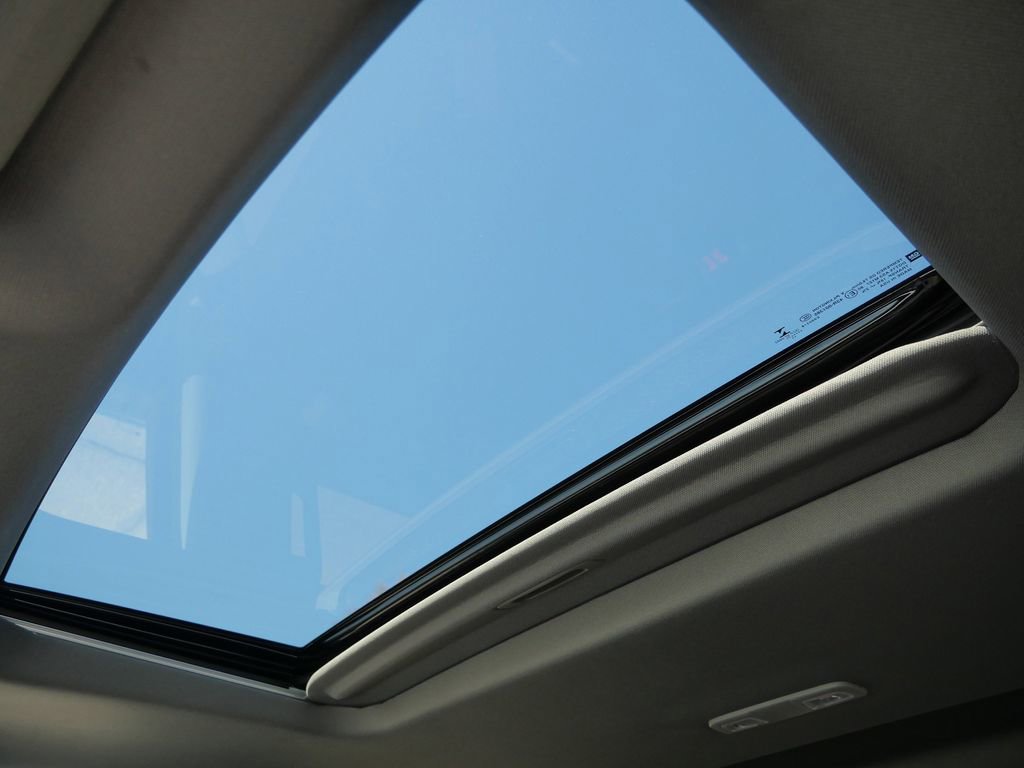 Used 2021 GMC Sierra 1500 SLT w/ SLT Convenience Package image 50