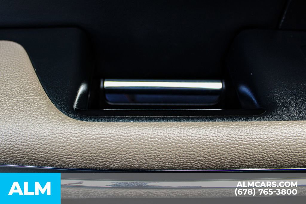 Used 2023 Ford Expedition Max Limited image 38