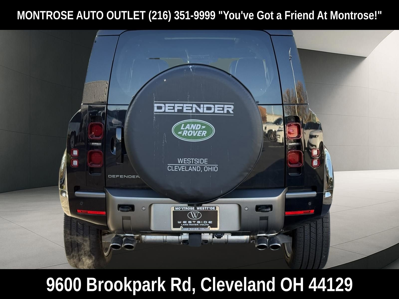 New 2025 Land Rover Defender 110 X-Dynamic SE image 5