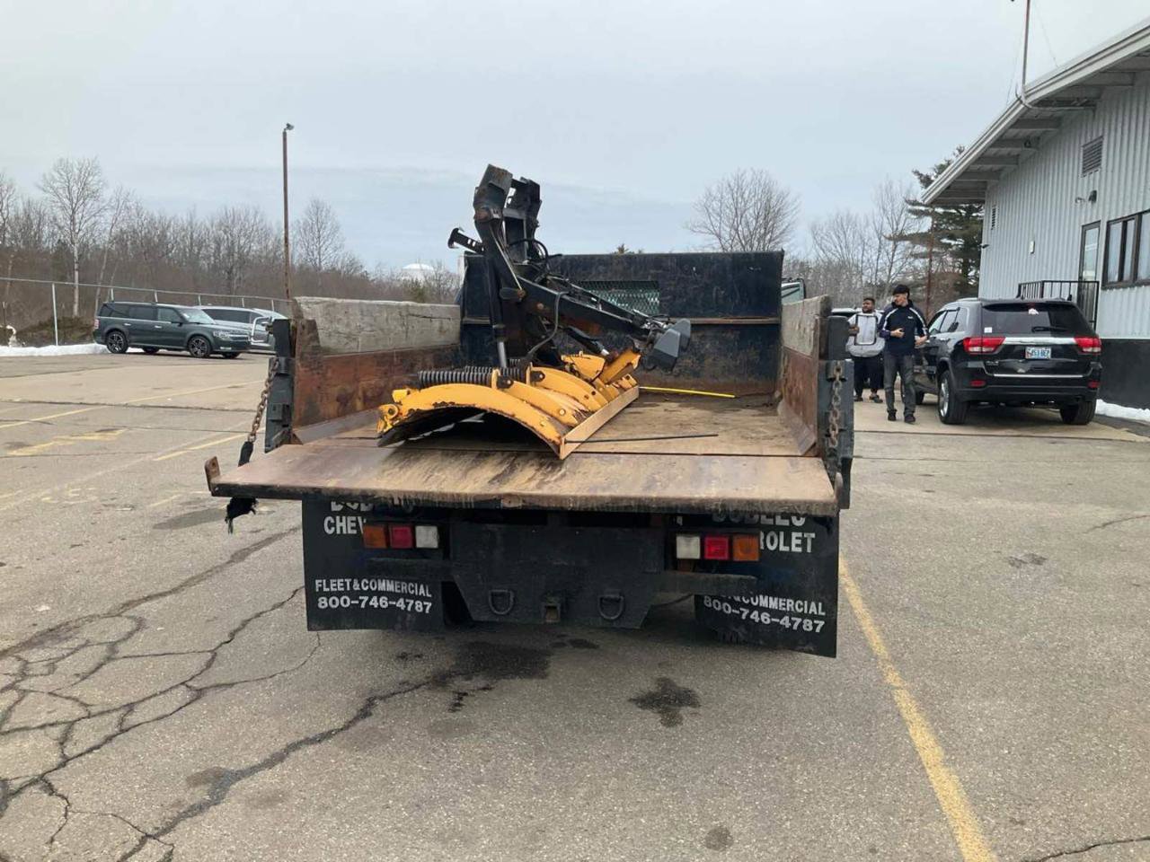 Used 2004 Chevrolet Silverado 3500 Reg Cab 137.0 WB, 60.4 CA 4W w/ Snow Plow Prep Package image 6