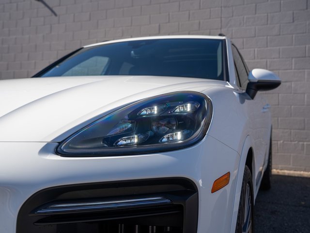 Certified 2022 Porsche Cayenne S image 11