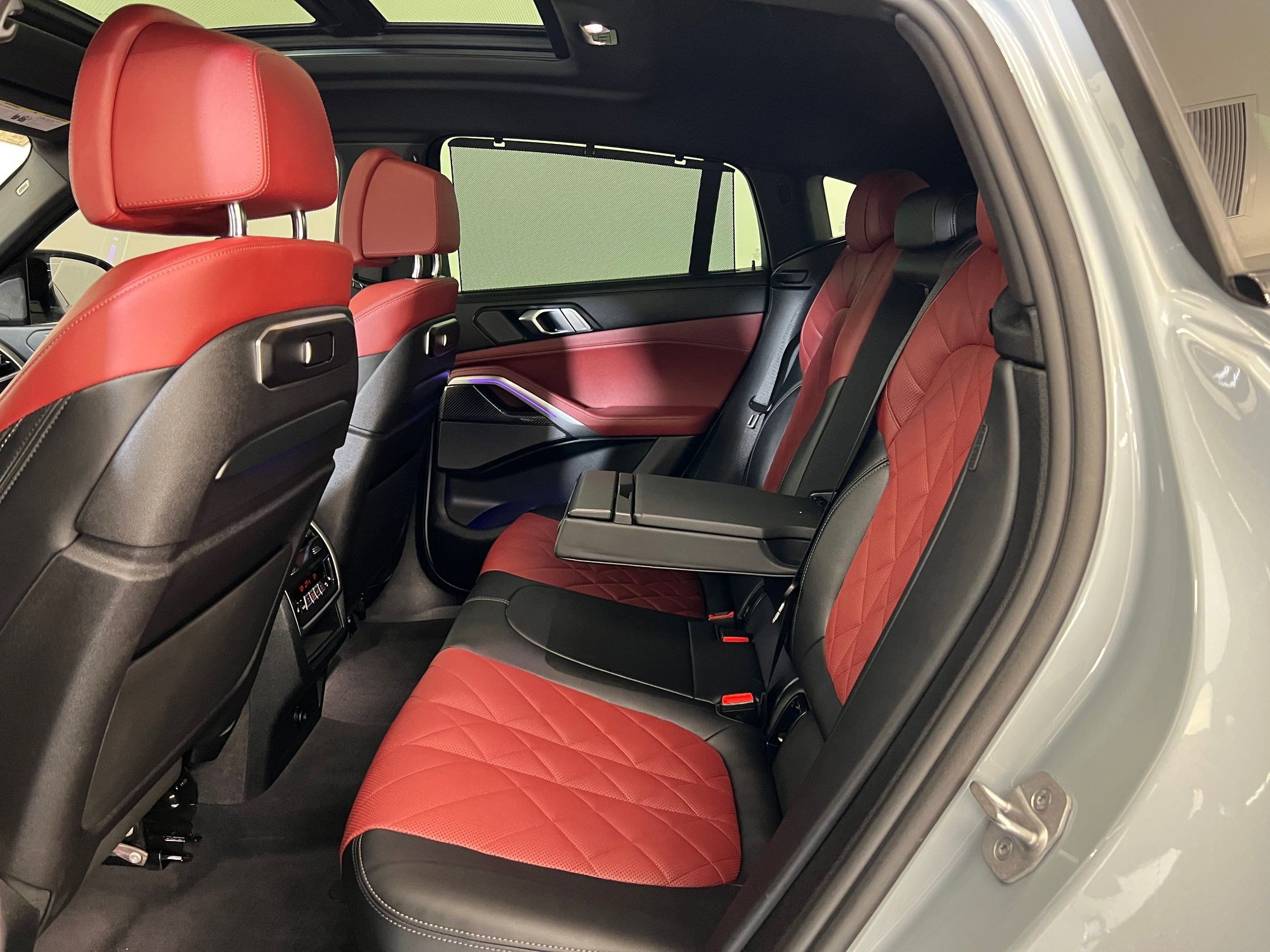 Certified 2024 BMW X6 M60i w/ Executive Package image 14