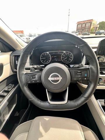 Certified 2022 Nissan Pathfinder SL w/ SL Premium Package image 18