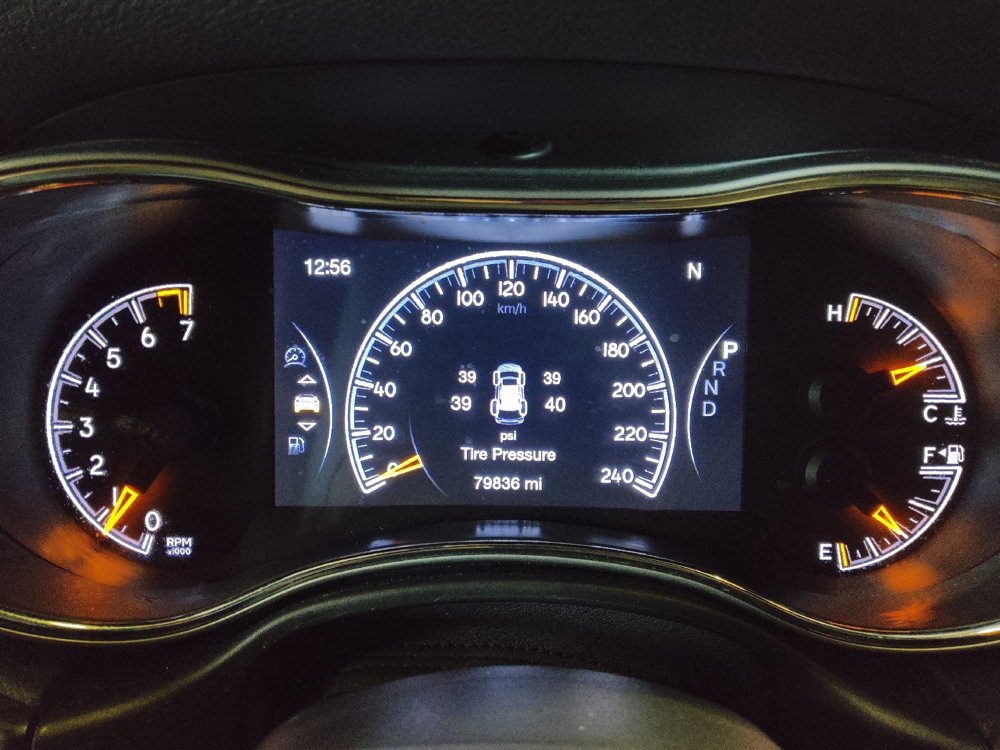 Used 2019 Jeep Grand Cherokee Altitude image 23