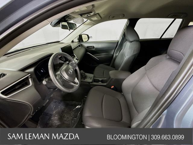 Used 2026 Toyota Corolla Cross LE image 19