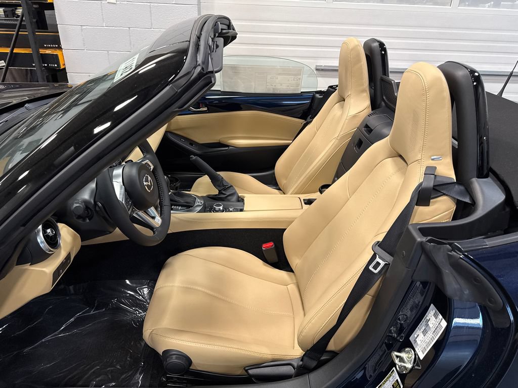 New 2026 MAZDA MX-5 Miata Grand Touring w/ Weather Package RWD image 4