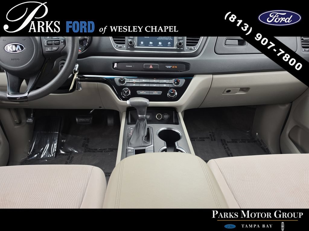 Used 2021 Kia Sedona LX FWD image 13