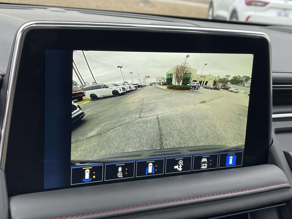 Used 2024 Chevrolet Tahoe RST w/ Luxury Package image 27