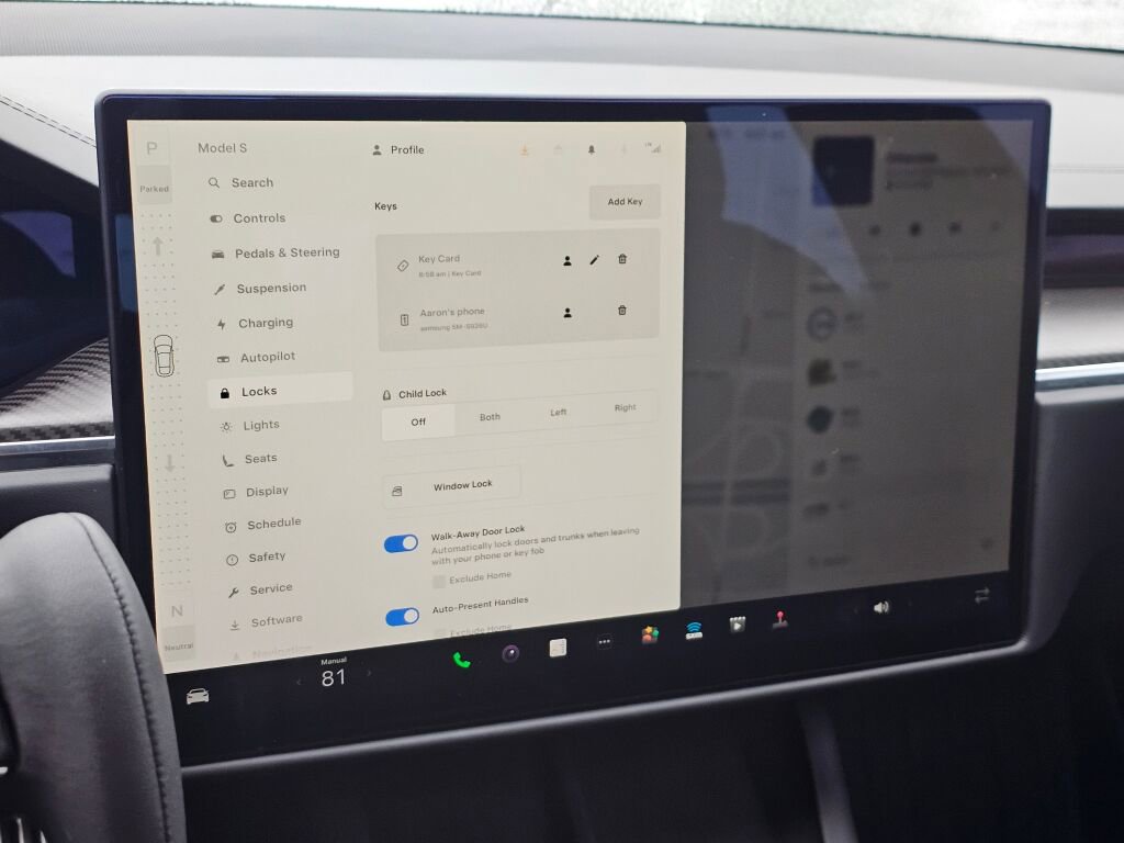 Used 2021 Tesla Model S Plaid image 33