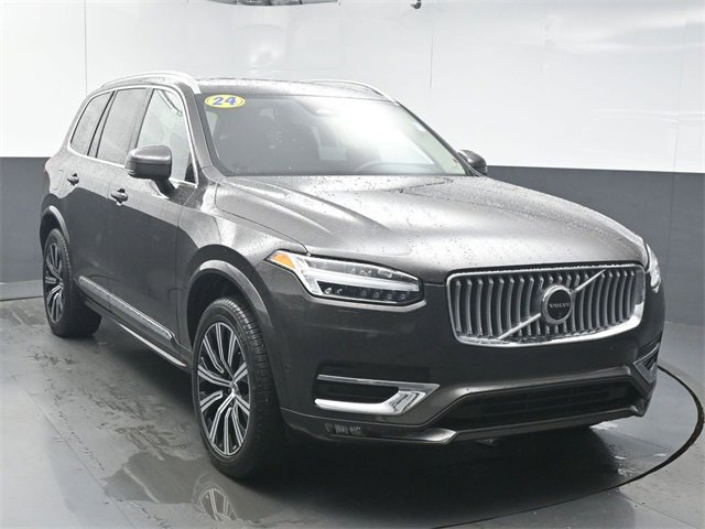 Used 2024 Volvo XC90 B5 Plus image 2