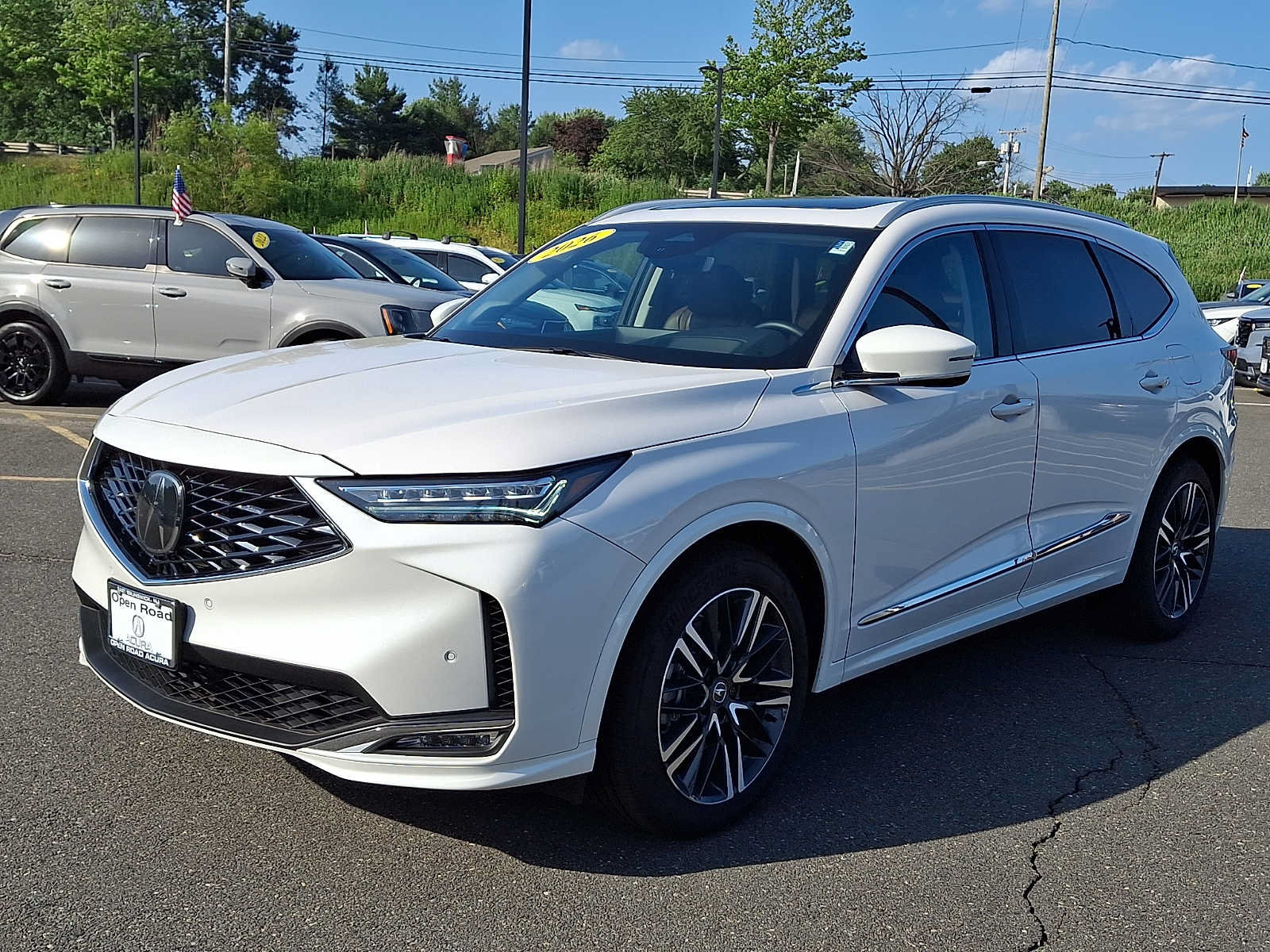Certified 2026 Acura MDX w/ Advance Package AWD/4WD image 3
