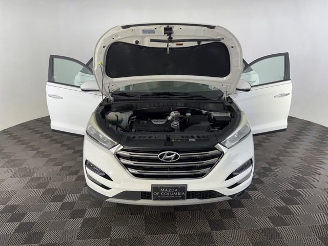 Used 2017 Hyundai Tucson Limited w/ Limited Ultimate Package 03 FWD image 11