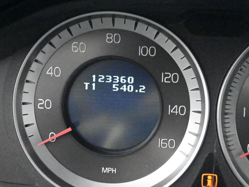 Used 2012 Volvo XC60 T6 AWD/4WD image 35