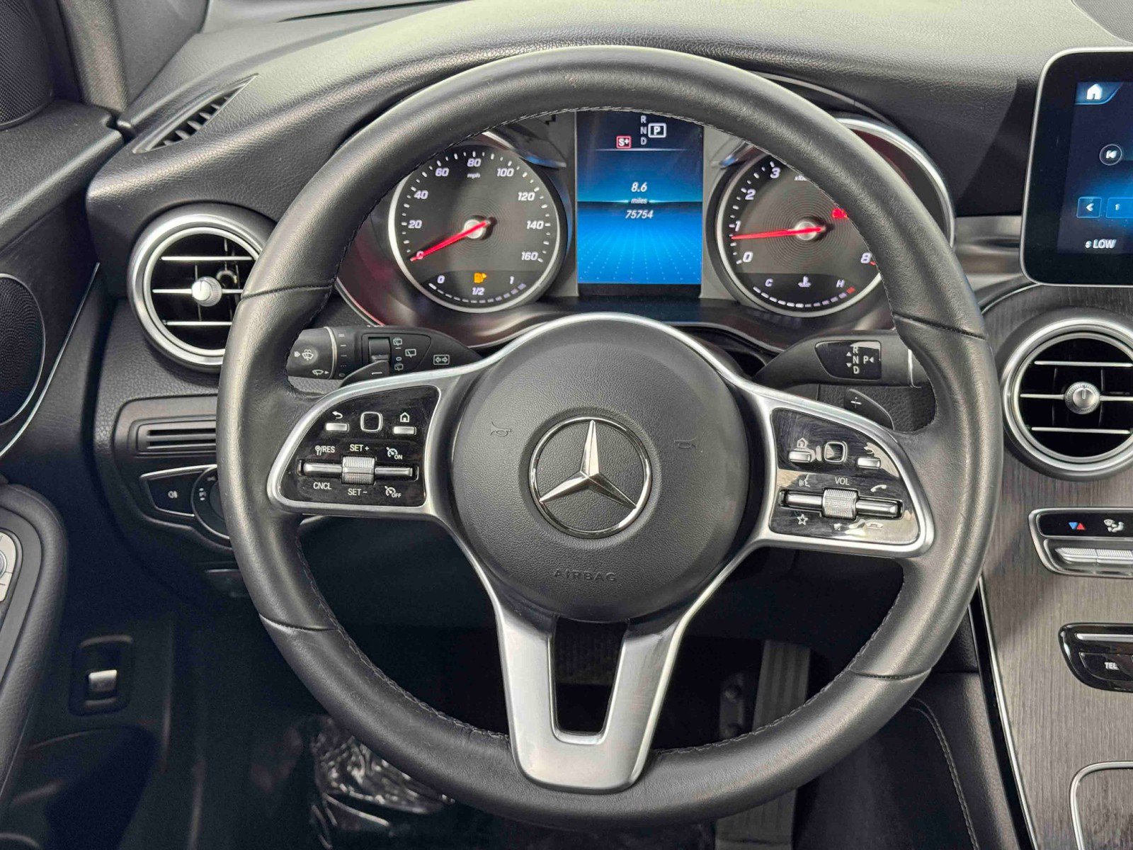 Used 2020 Mercedes-Benz GLC 300 image 19