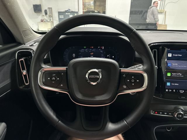 Used 2025 Volvo XC40 B5 Core w/ Protection Package Premier image 15