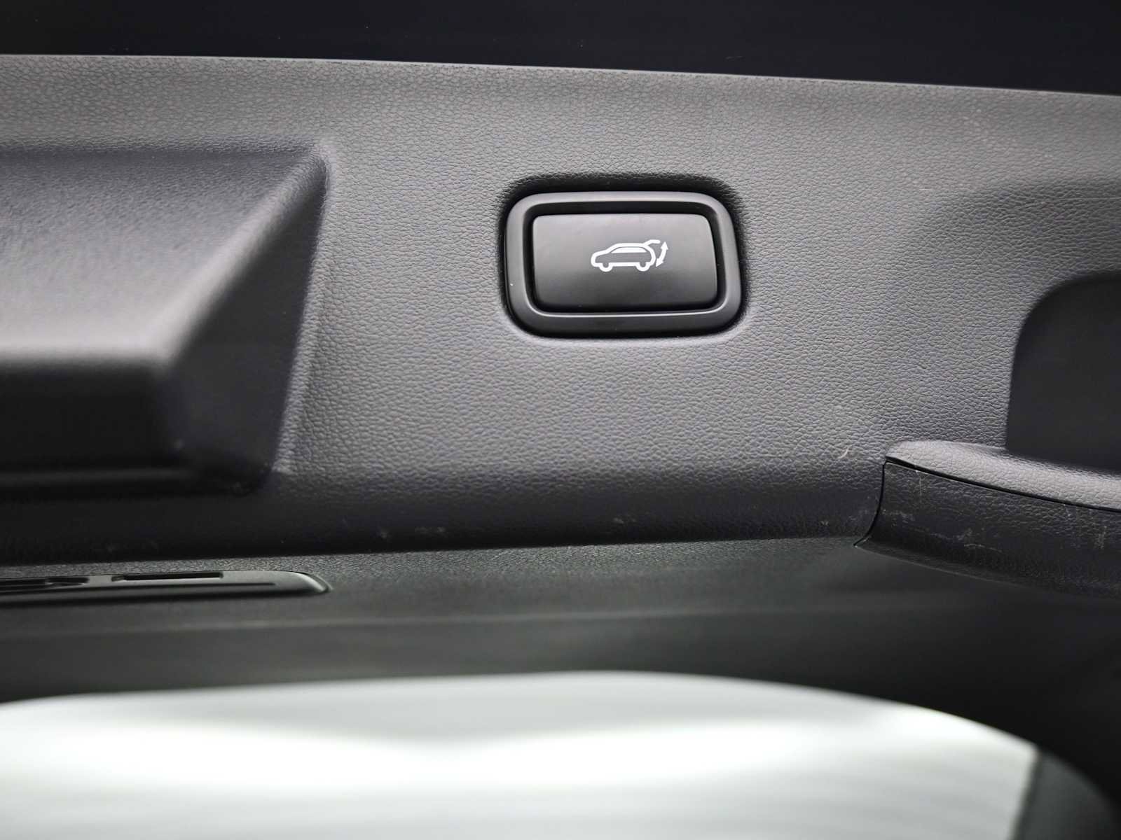 Used 2023 Hyundai Tucson Limited w/ Cargo Package image 24