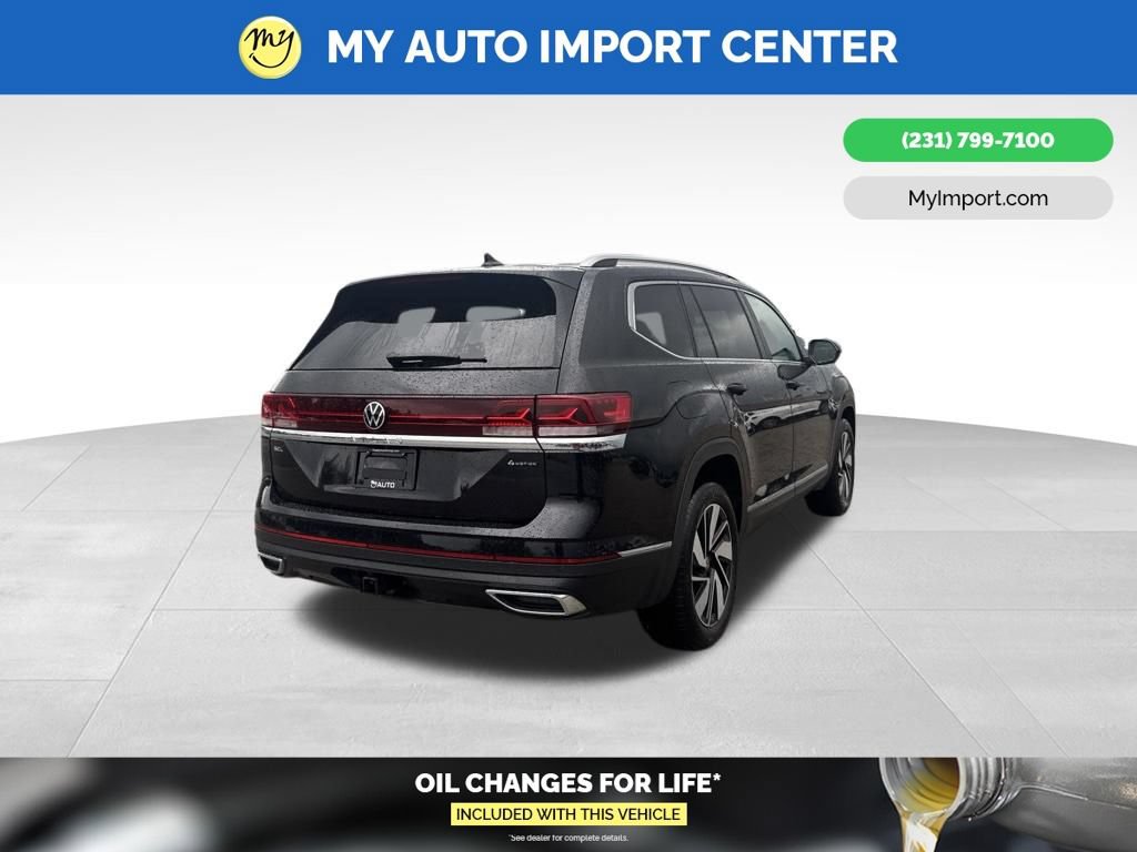 Used 2025 Volkswagen Atlas SEL AWD/4WD image 7