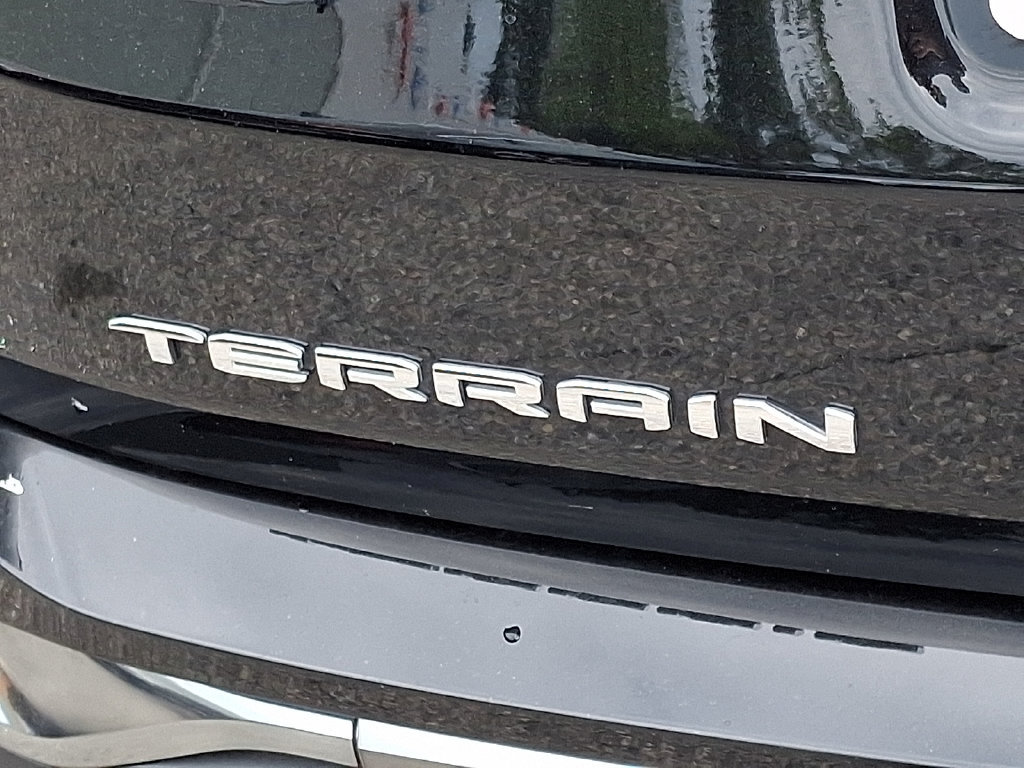 Used 2024 GMC Terrain AT4 AWD/4WD image 30