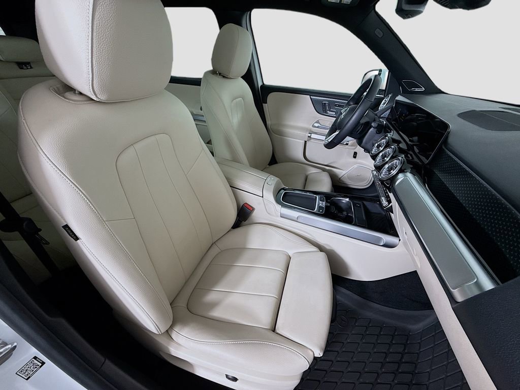 Used 2024 Mercedes-Benz GLB 250 GLB 250 image 27