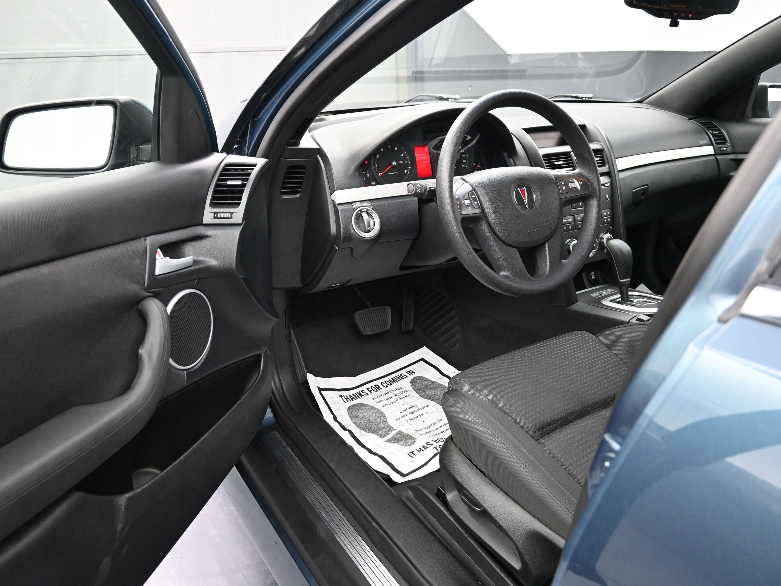 Used 2009 Pontiac G8 image 9