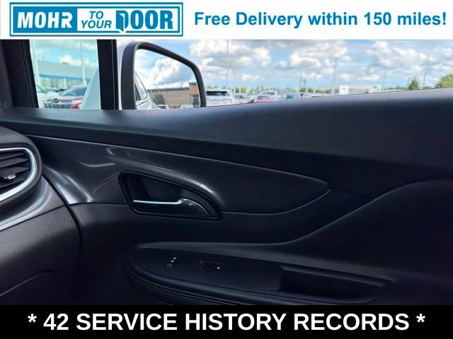 Used 2019 Buick Encore Sport Touring FWD image 27