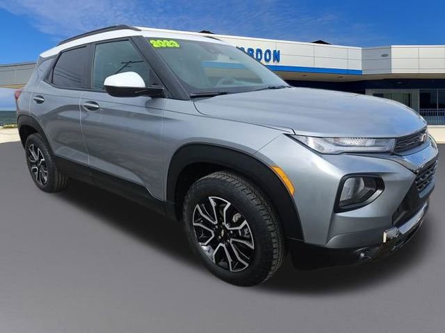 Used 2023 Chevrolet TrailBlazer ACTIV w/ Sun and Liftgate Package image 8